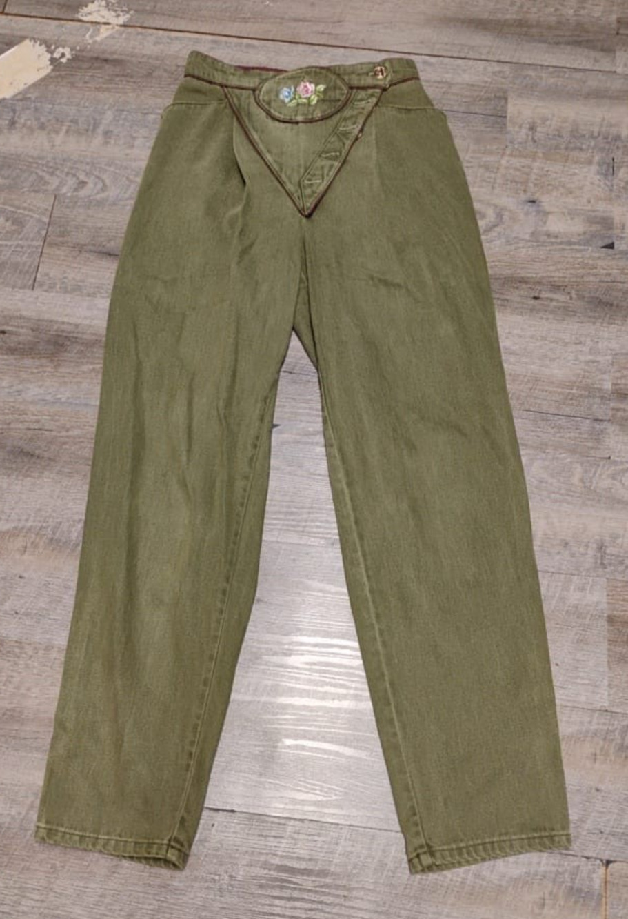 Hammerschmid Sportive Trachtenmode Embroidered High Rise olive green (26wX30)